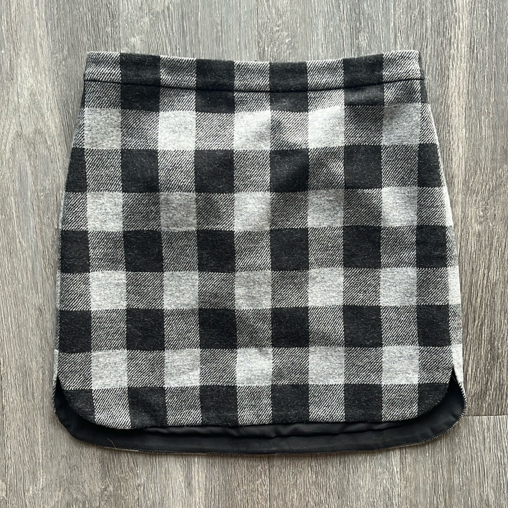 NWT Madewell Shirttail Skirt ✧ Black and Gray Plaid ✧ Size 2